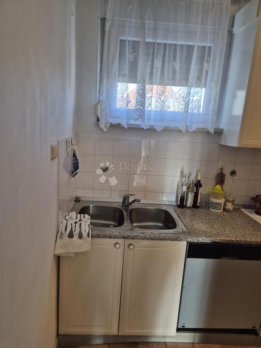 Flat For sale - SPLITSKO-DALMATINSKA SPLIT