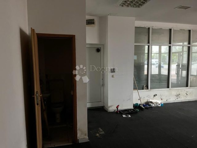Commerciale In vendita - Grad Zagreb Zagreb - foto 2/5