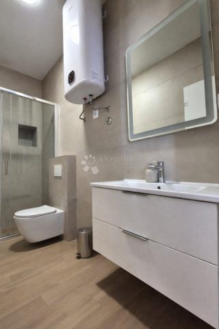 Lokal użytkowy Do wynajęcia - Splitsko-dalmatinska Trogir - foto 2/6