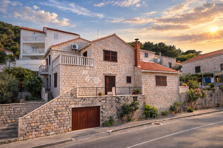 Haus zu verkaufen 182 m² – Brač