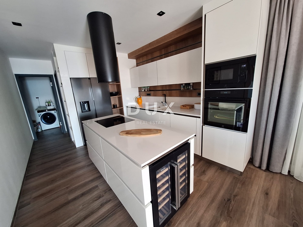 House For sale - PRIMORSKO-GORANSKA NOVI VINODOLSKI