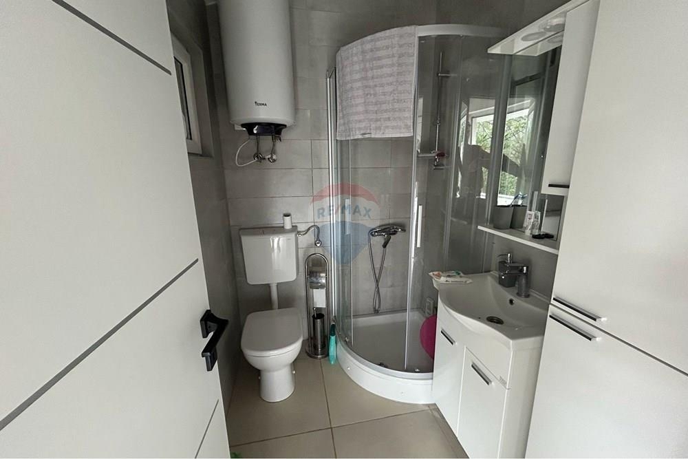 Casa In vendita - LIČKO-SENJSKA NOVALJA