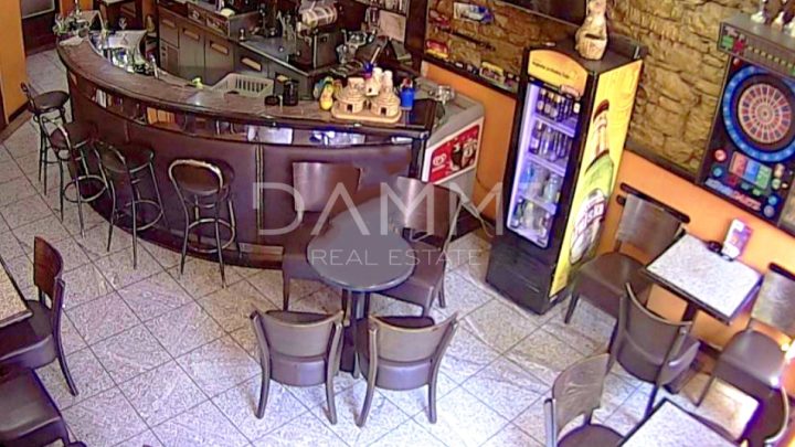 Commerciale da affittare 41 m² – Pula