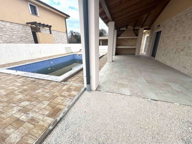 Casa In vendita - Istarska Svetvinčenat - foto 3/24