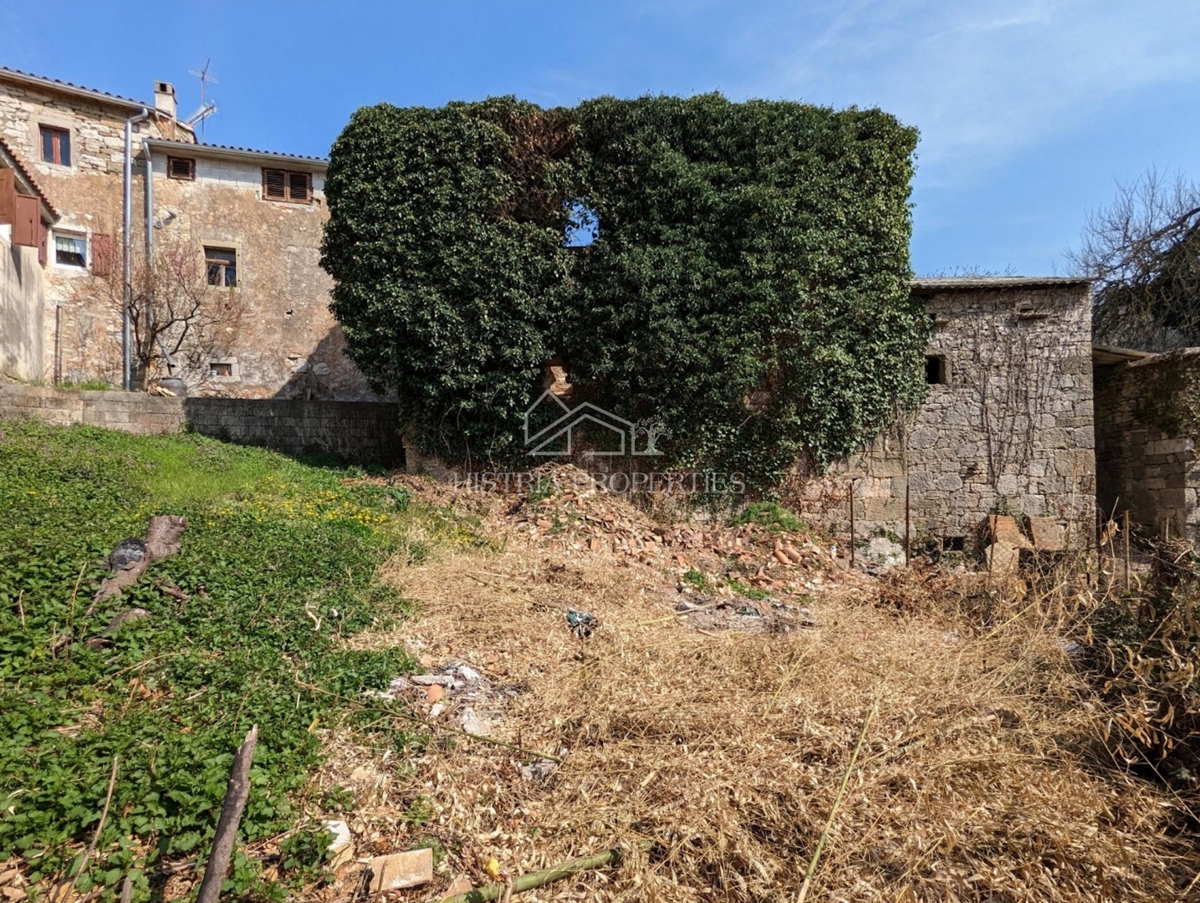 House For sale - ISTARSKA KAROJBA