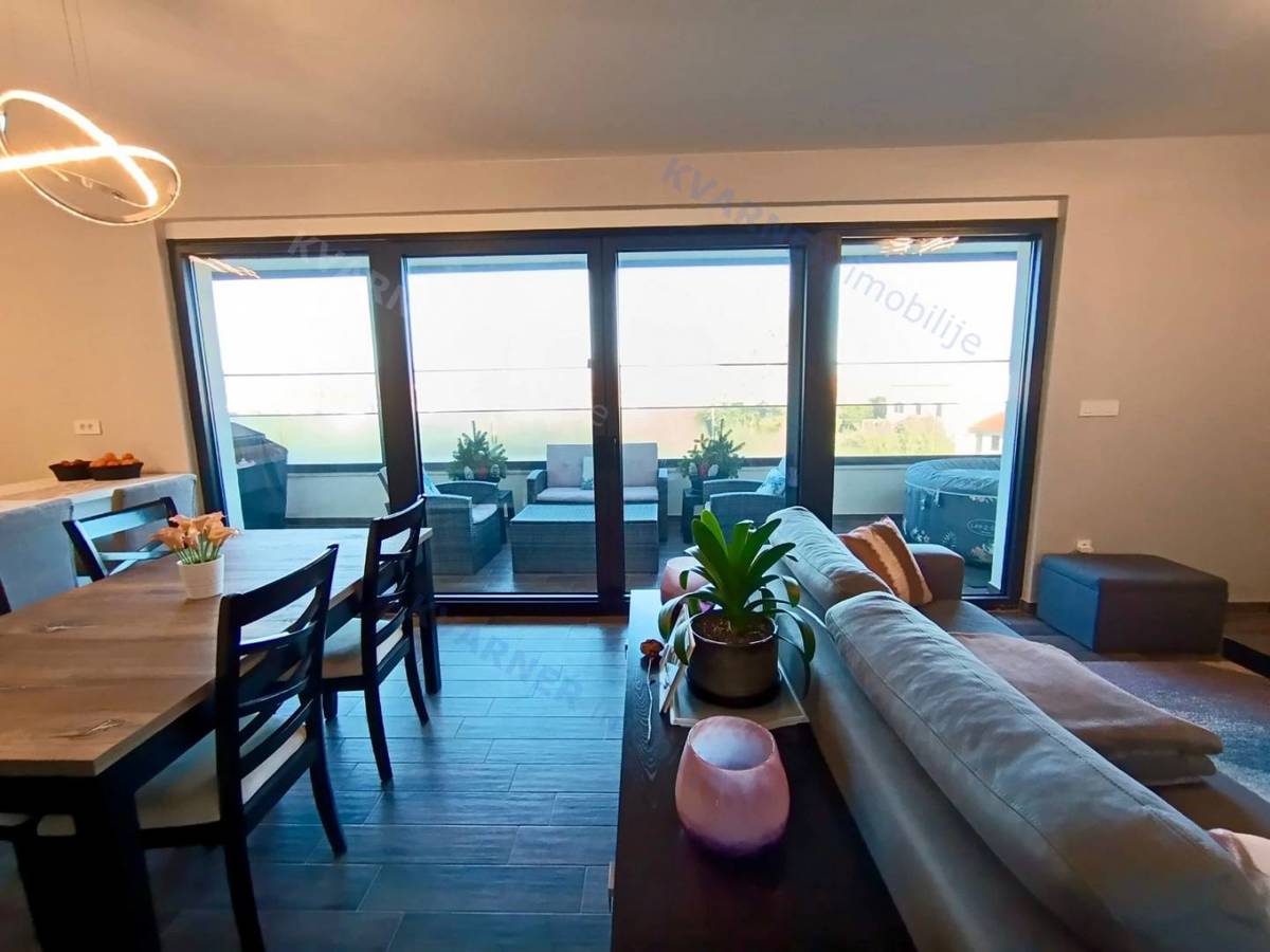 Appartement À vendre - PRIMORSKO-GORANSKA KRK