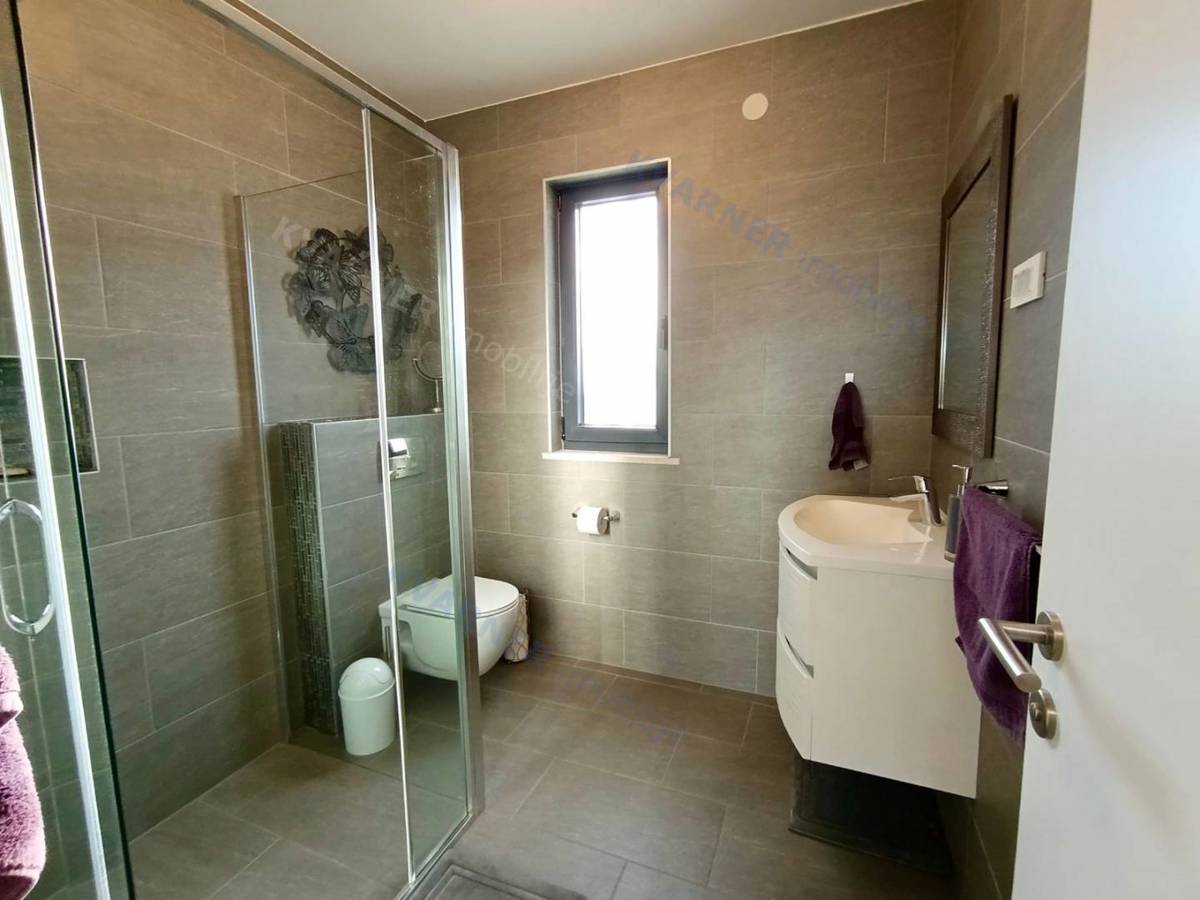 Appartement À vendre - PRIMORSKO-GORANSKA KRK