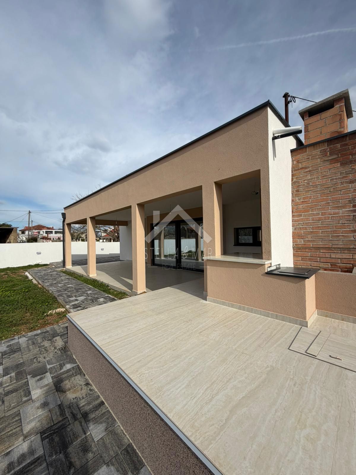 Casa In vendita - ZADARSKA POLIČNIK
