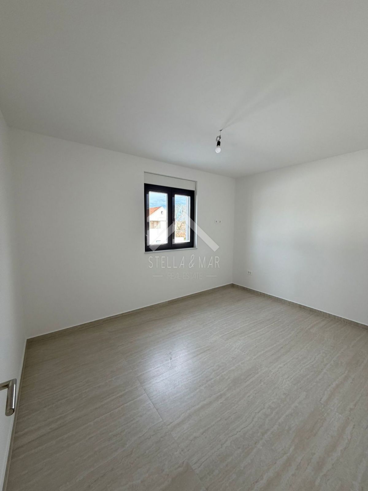 Casa In vendita - ZADARSKA POLIČNIK