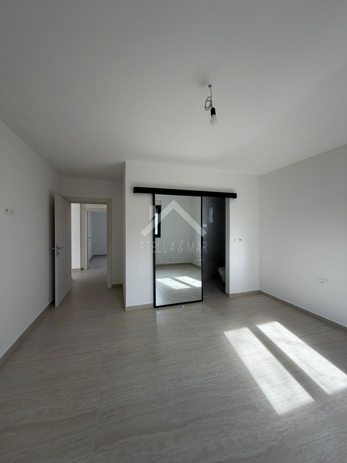 Casa In vendita - ZADARSKA POLIČNIK