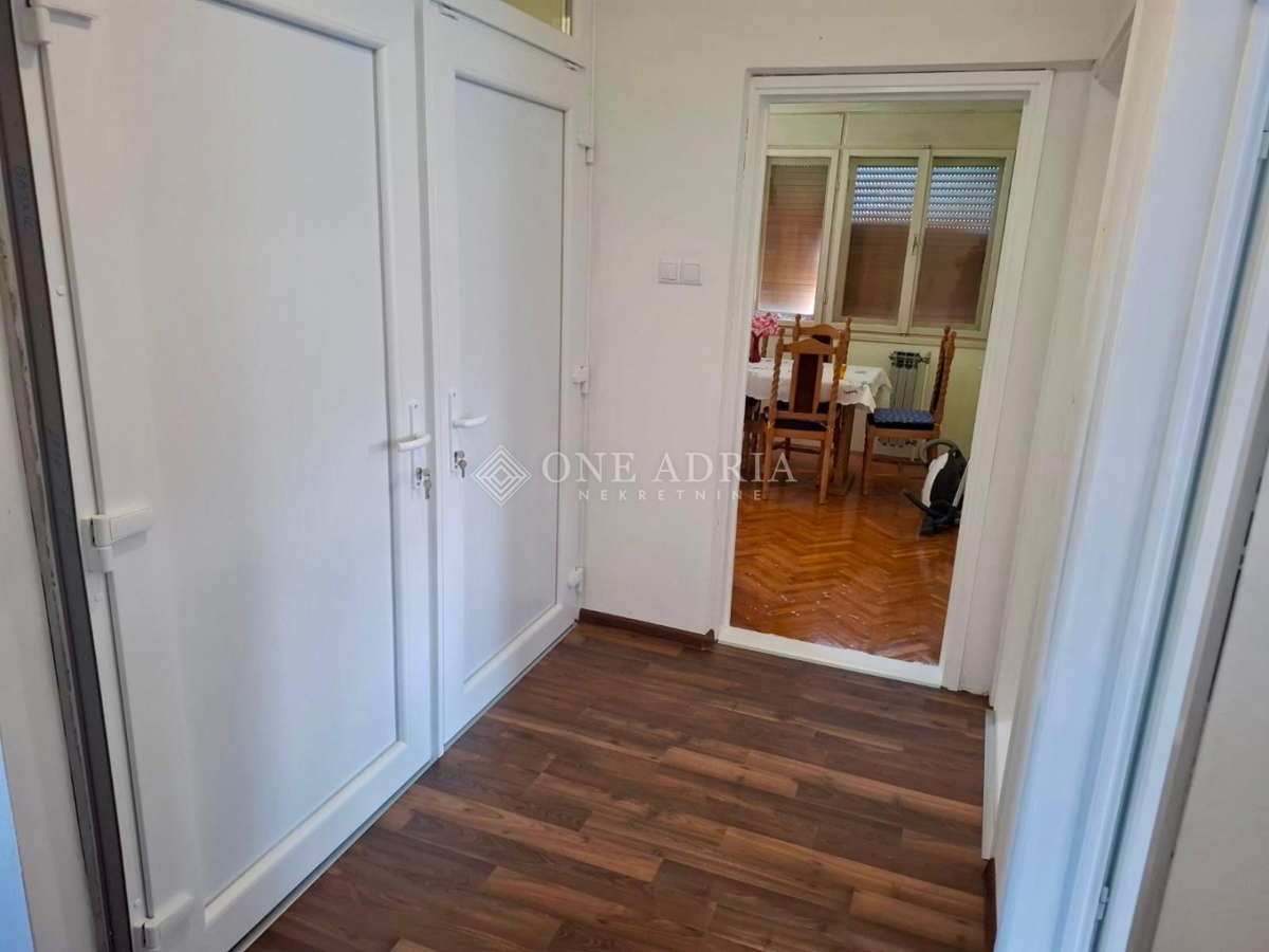 Haus Zu verkaufen - KARLOVAČKA OGULIN