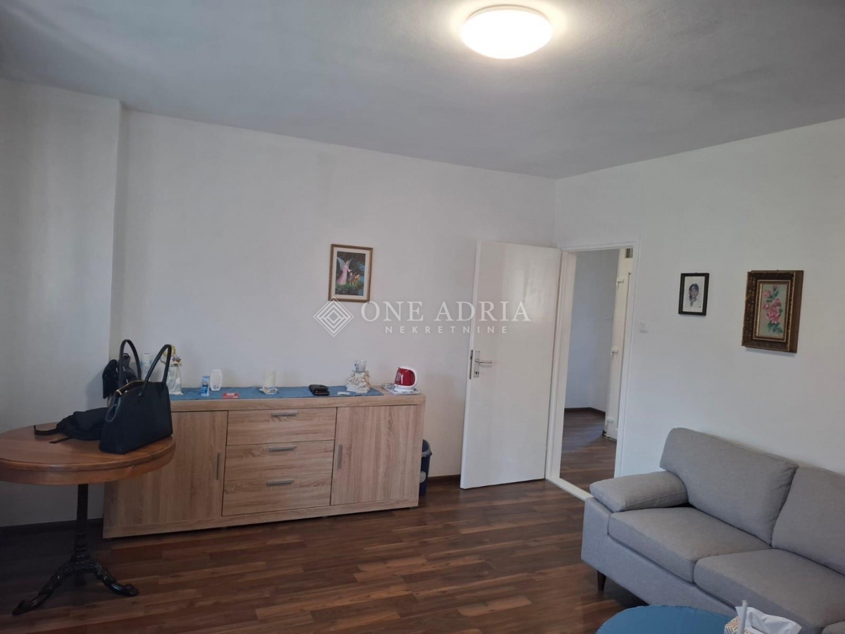 Haus Zu verkaufen - KARLOVAČKA OGULIN