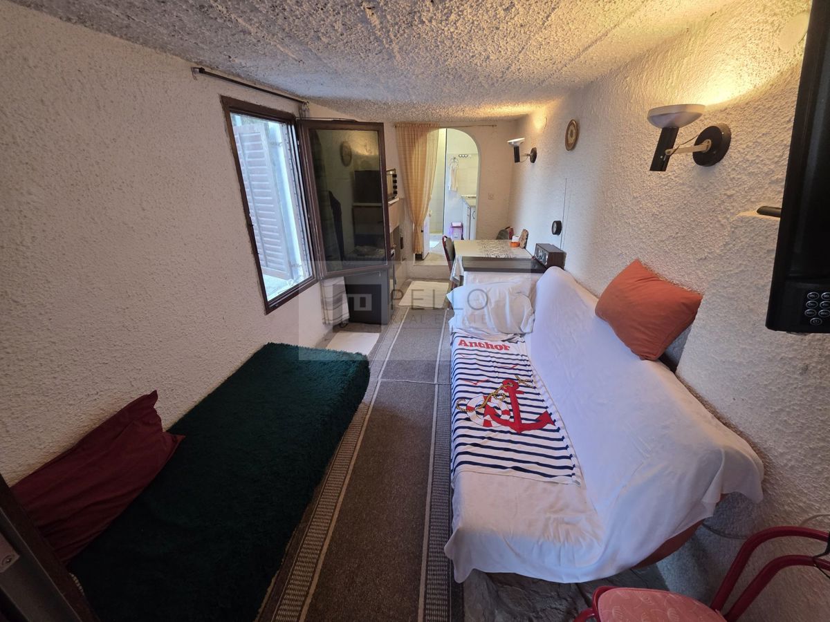 Flat For sale - DUBROVAČKO-NERETVANSKA OREBIĆ