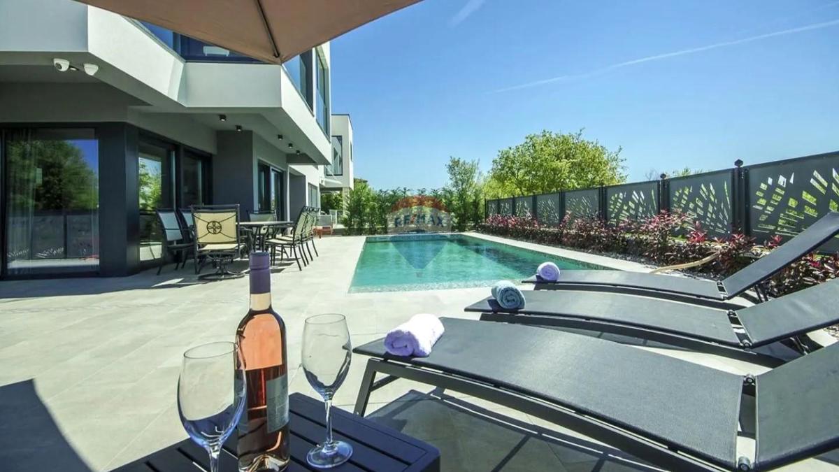 House For sale - ISTARSKA POREČ