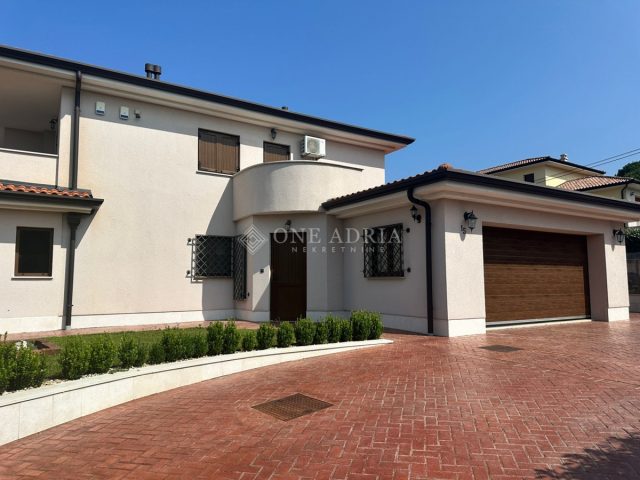 House For rent - Primorsko-goranska Kostrena - foto 2/24