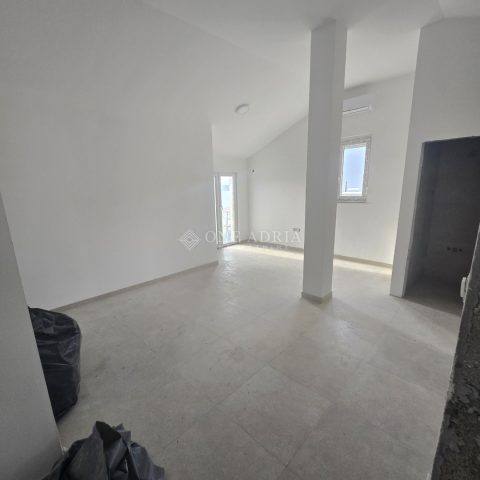 Stan Na prodaju - Primorsko-goranska Crikvenica - foto 2/13