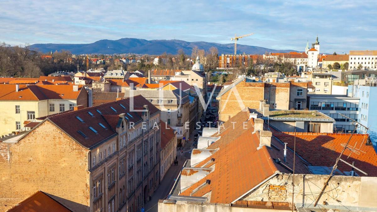 Mieszkanie Na sprzedaż - GRAD ZAGREB ZAGREB