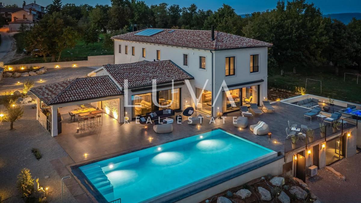 House For sale - ISTARSKA KAROJBA