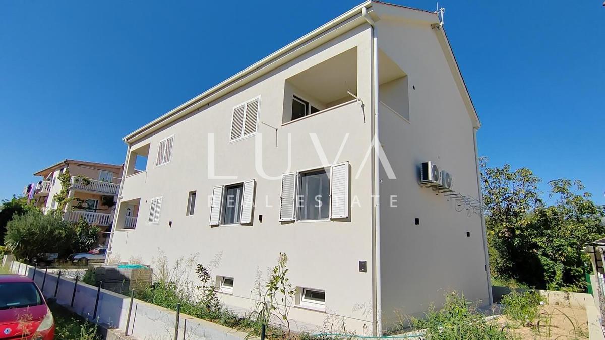 Haus Zu verkaufen - SPLITSKO-DALMATINSKA KAŠTELA