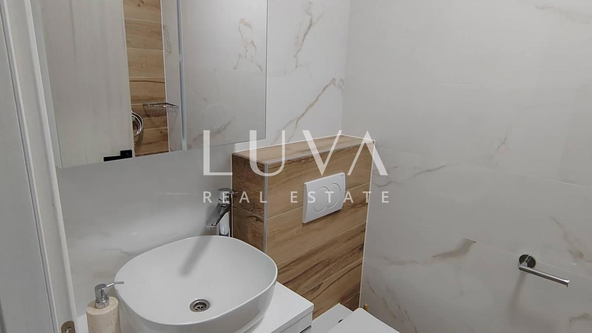 Haus Zu verkaufen - SPLITSKO-DALMATINSKA KAŠTELA
