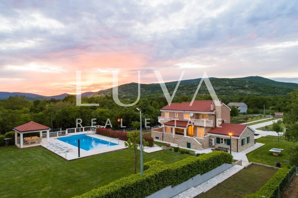 Casa In vendita - SPLITSKO-DALMATINSKA DICMO
