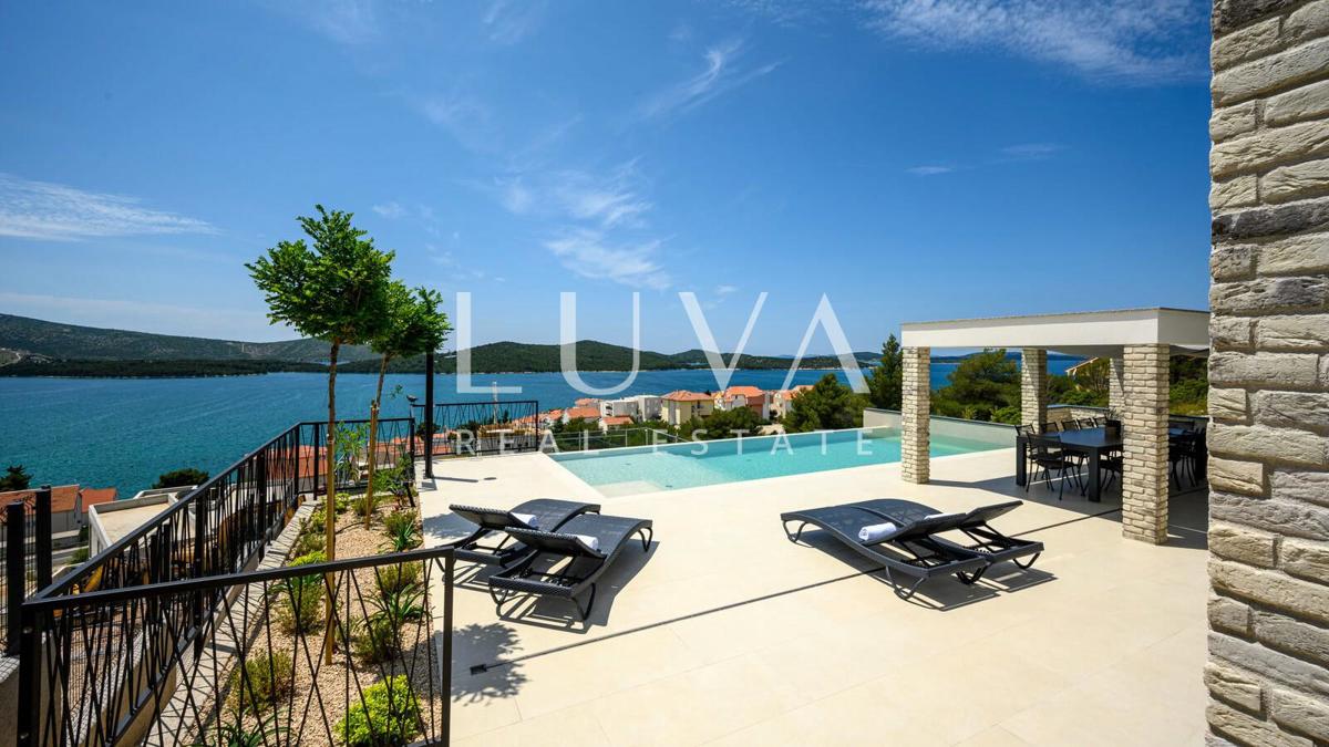 House For sale - ŠIBENSKO-KNINSKA ŠIBENIK