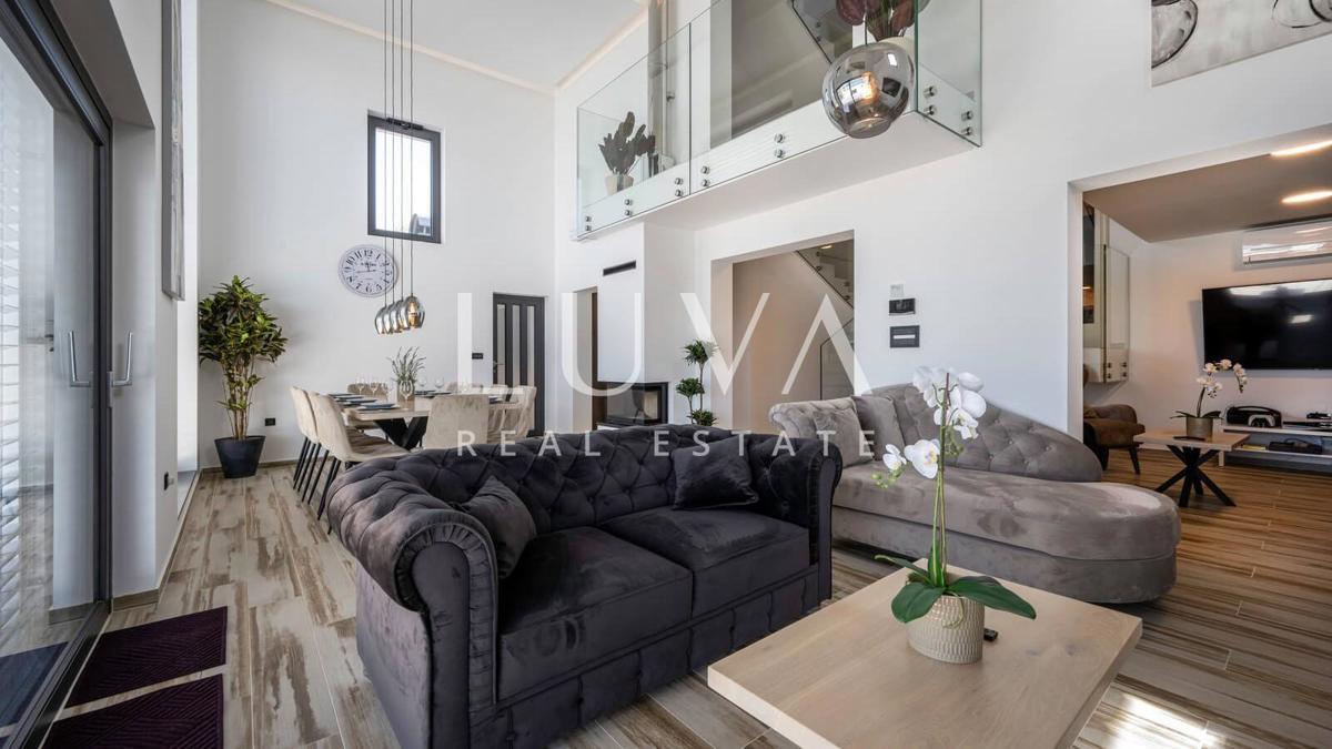 House For sale - ŠIBENSKO-KNINSKA ŠIBENIK