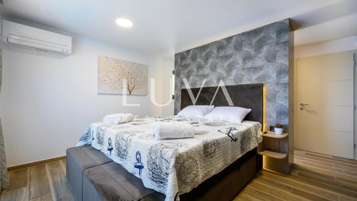 House For sale - ŠIBENSKO-KNINSKA ŠIBENIK