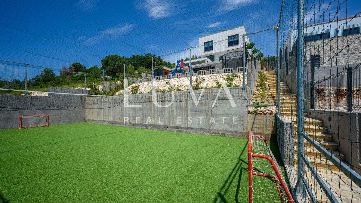 House For sale - ŠIBENSKO-KNINSKA ŠIBENIK