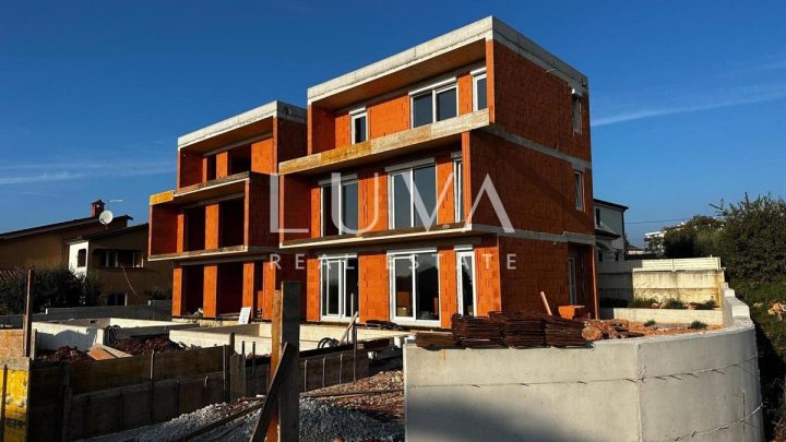 Haus Zu verkaufen - Istarska Poreč - foto 4/25