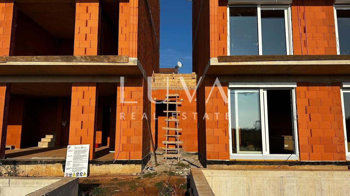 Haus Zu verkaufen - ISTARSKA POREČ