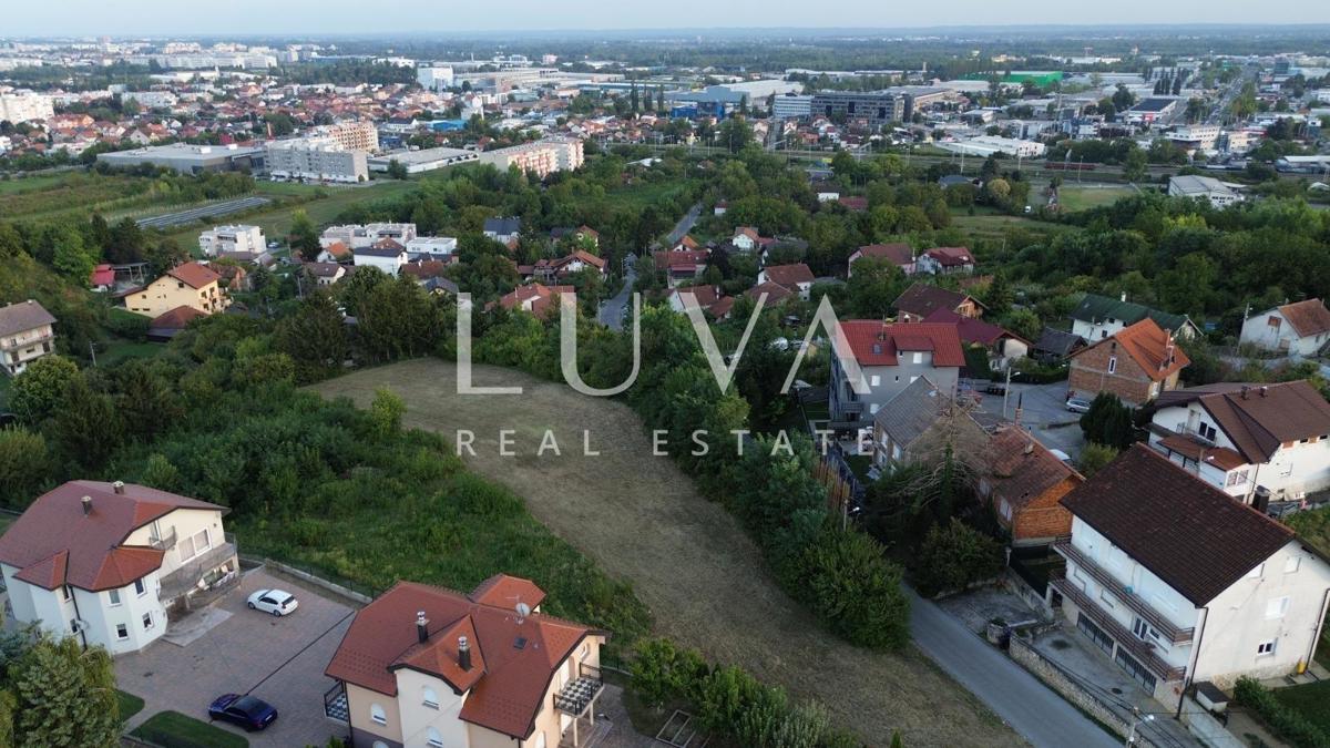 Grundstück Zu verkaufen - Grad Zagreb Zagreb - foto 1/11