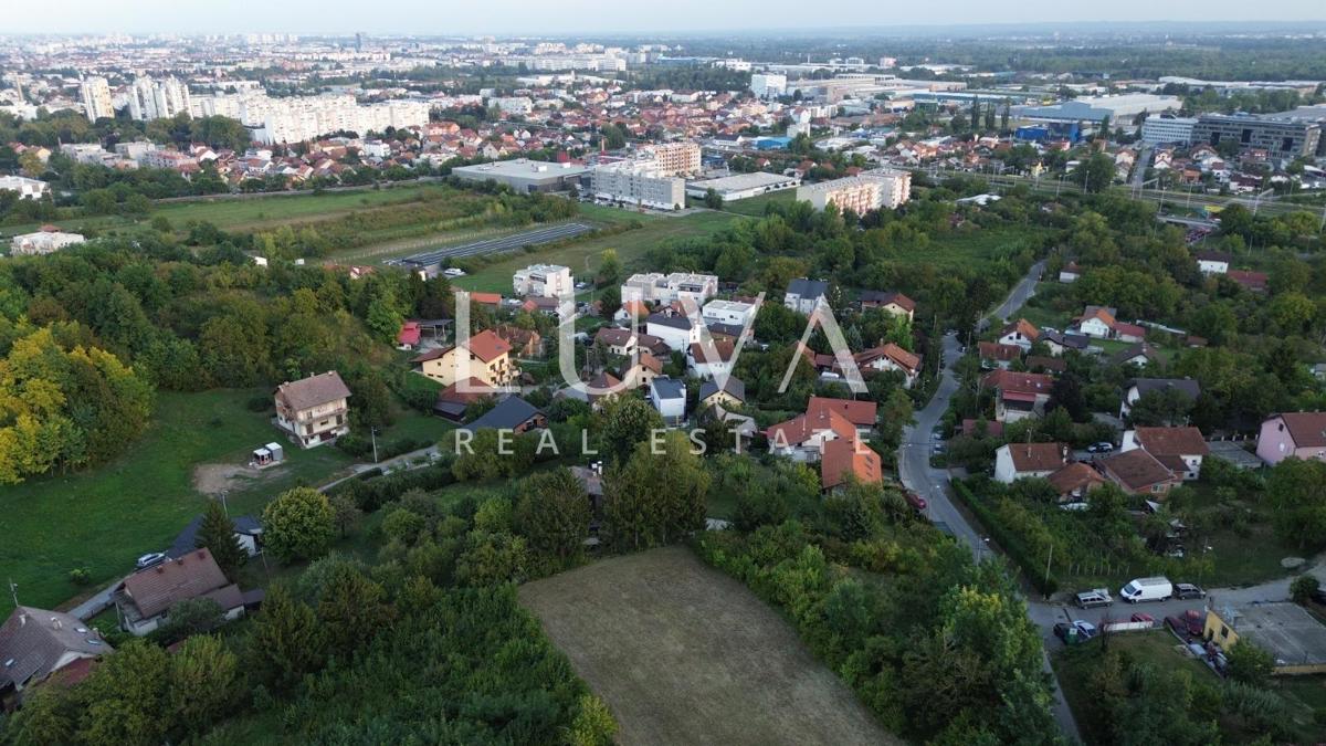 Grundstück Zu verkaufen - Grad Zagreb Zagreb - foto 4/11