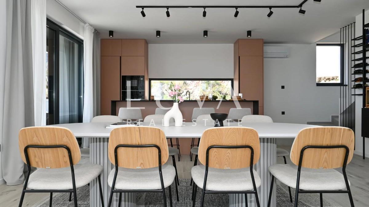 Maison À vendre - SPLITSKO-DALMATINSKA KLIS