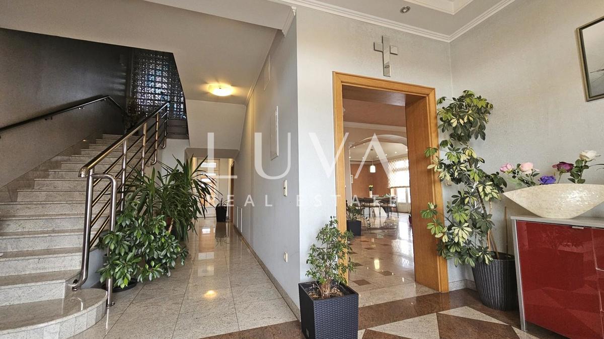 Haus Zu verkaufen - GRAD ZAGREB ZAGREB