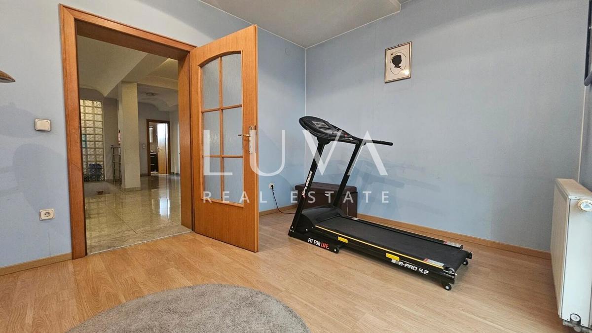 Haus Zu verkaufen - GRAD ZAGREB ZAGREB