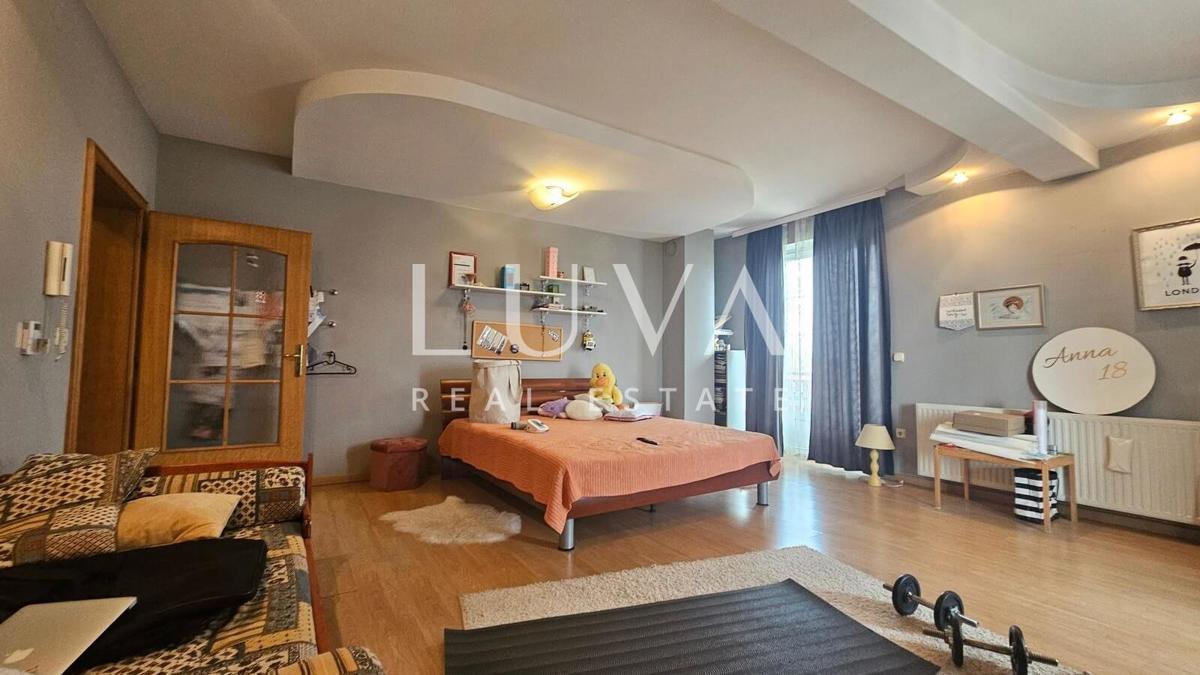 Haus Zu verkaufen - GRAD ZAGREB ZAGREB