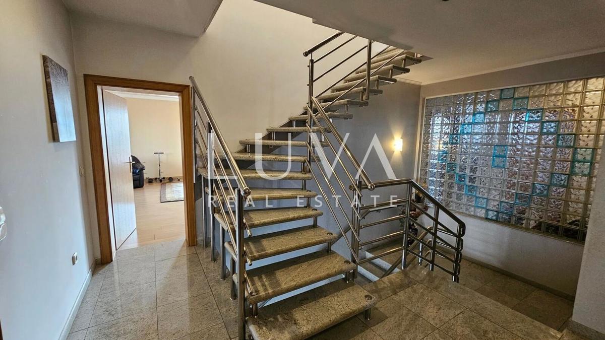 Haus Zu verkaufen - GRAD ZAGREB ZAGREB