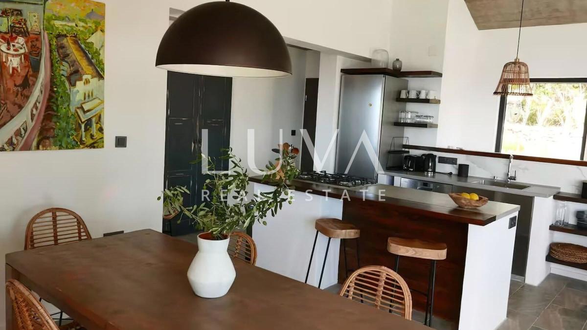 Casa In vendita - SPLITSKO-DALMATINSKA VIS