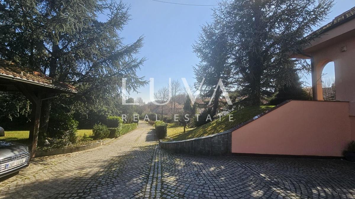Haus Zu verkaufen - Grad Zagreb Zagreb - foto 2/35