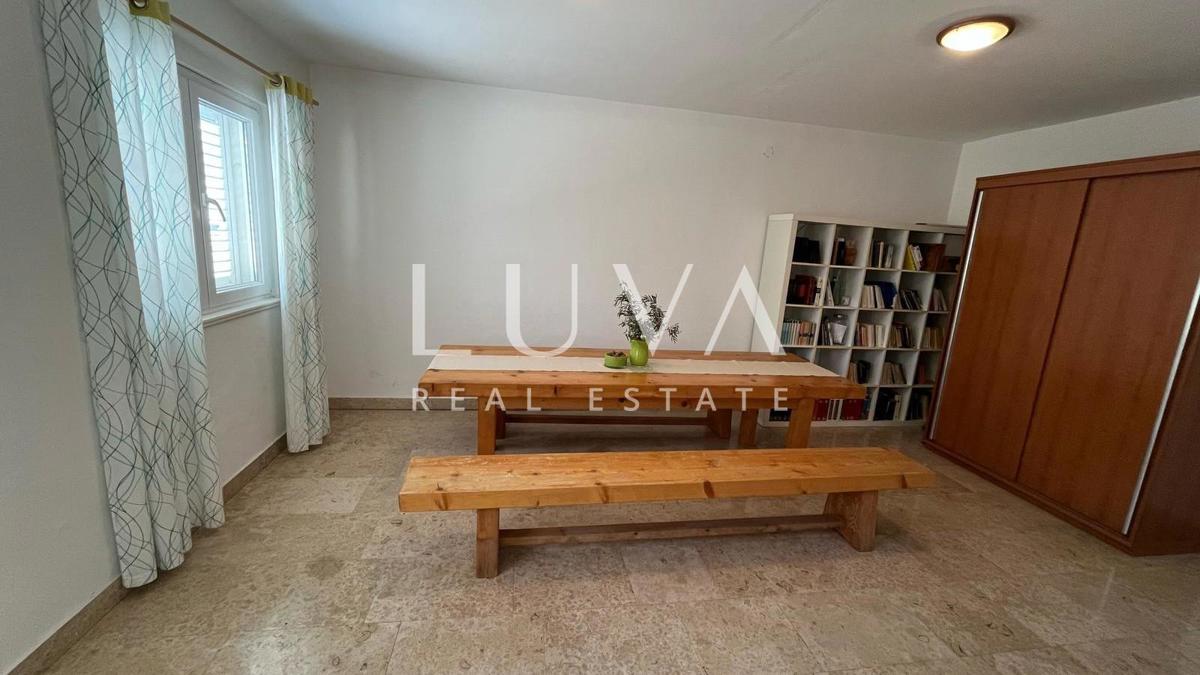 Kuća Na prodaju - SPLITSKO-DALMATINSKA ČIOVO