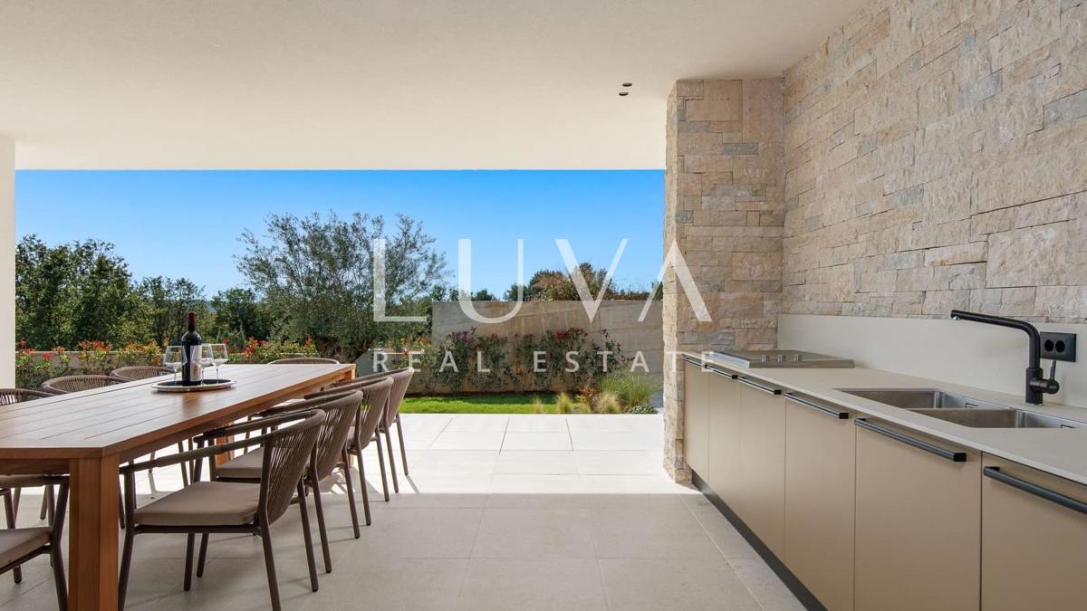 House For sale - ISTARSKA SVETI LOVREČ