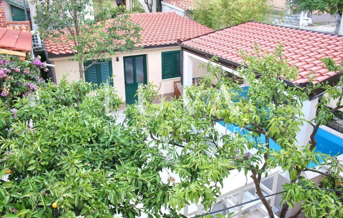 Casa In vendita - SPLITSKO-DALMATINSKA SPLIT