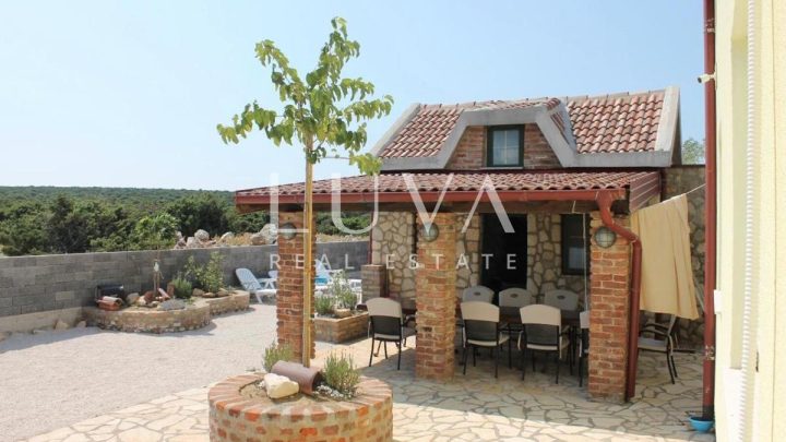House for sale 100 m² – Pag