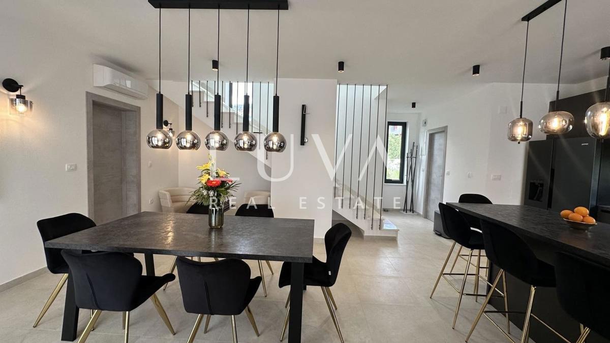Maison À vendre - SPLITSKO-DALMATINSKA KAŠTELA