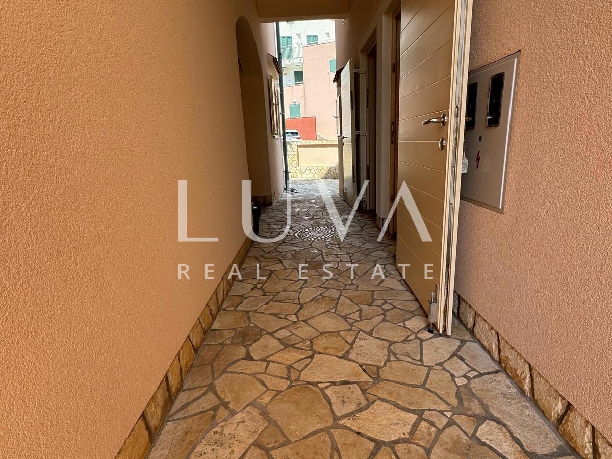 House For sale - ZADARSKA NIN