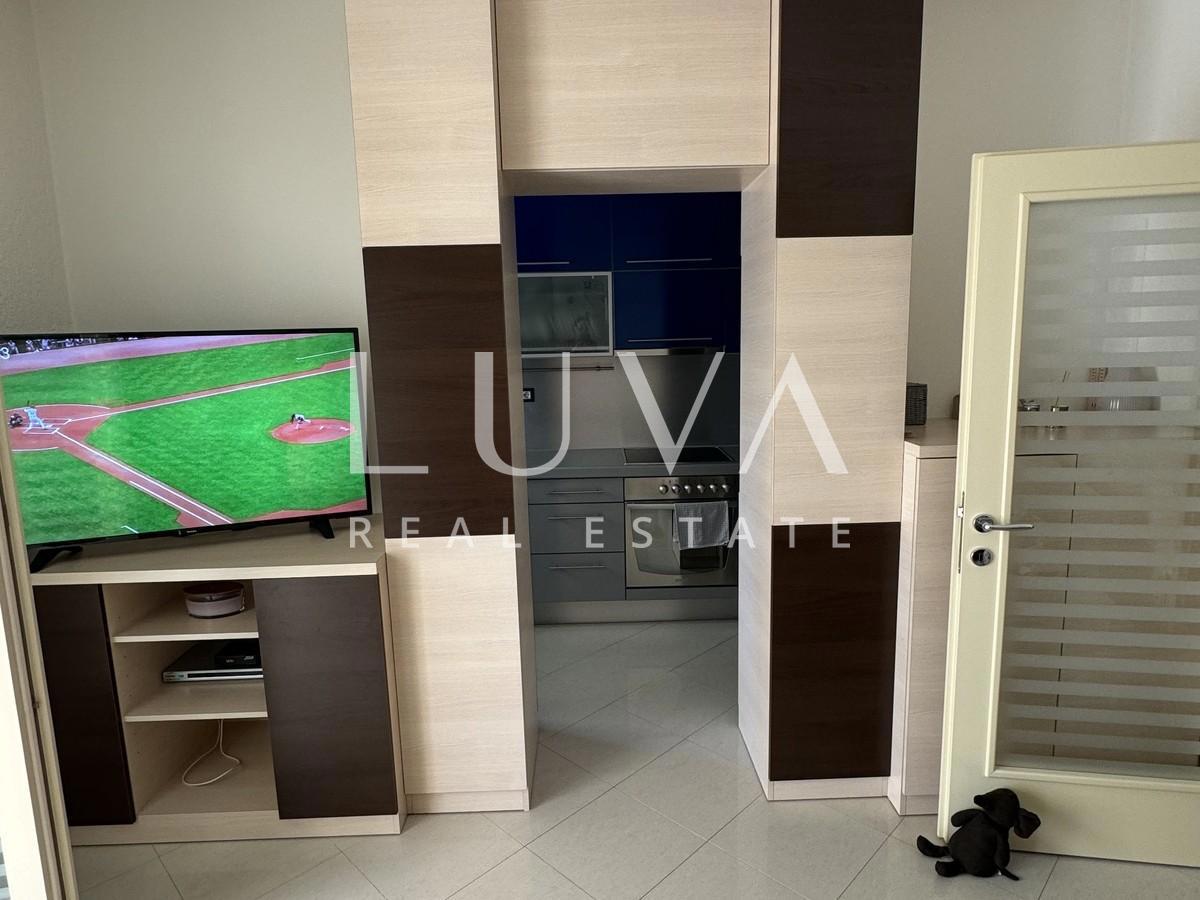 House For sale - ZADARSKA NIN