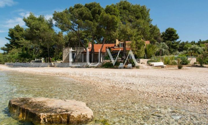 Maison à vendre 180 m² – Supetar