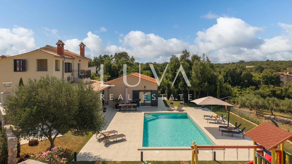 Casa In vendita - ISTARSKA RAŠA