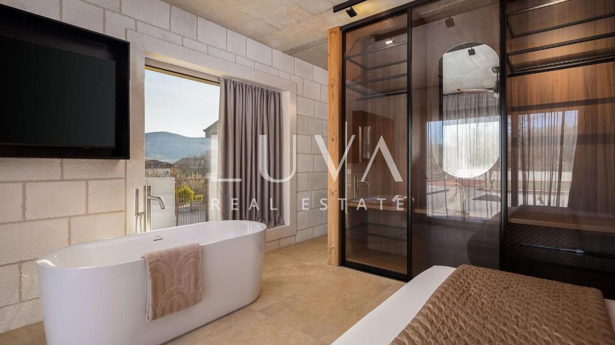 Casa In vendita - SPLITSKO-DALMATINSKA DICMO